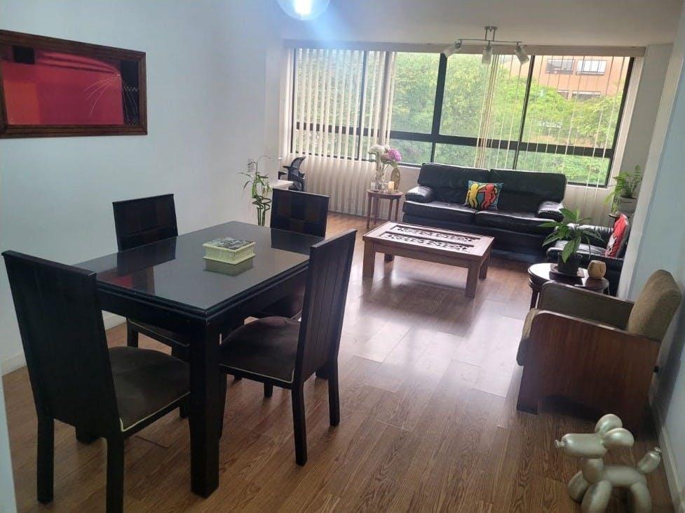 Apartamento para arriendo en El Poblado sector El Campestre.